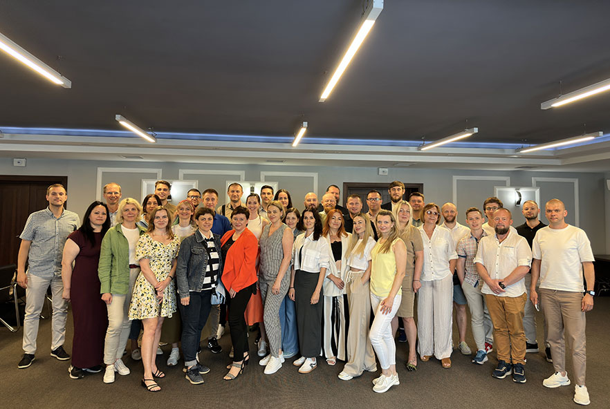 Photo of a large group of physiotherapists from the Ukrainian Association of Physical Therapy